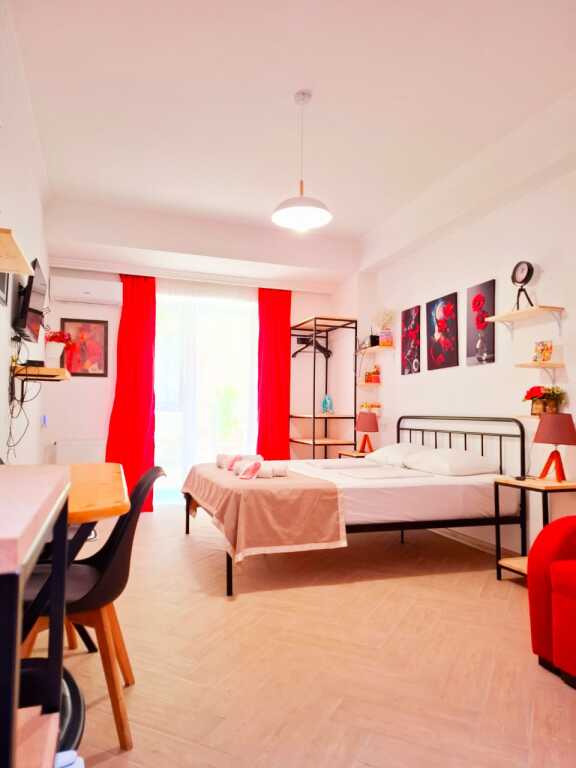Тбилиси: Апарт-отель Nebula's Red&White Apartment