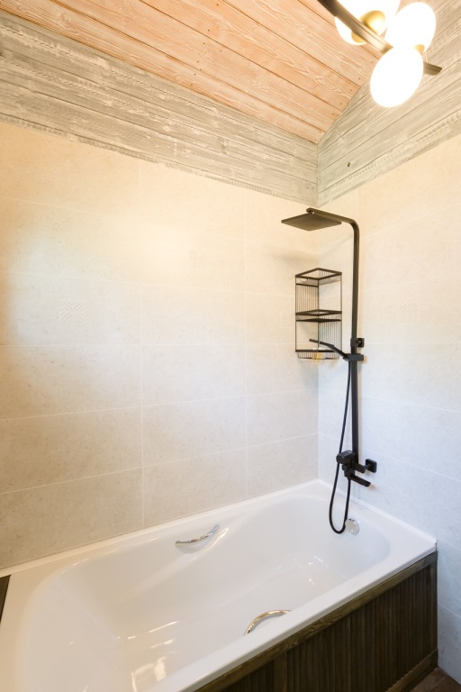 Красный Огорок: Глэмпинг Дом CALLISTO Berloga Country Resort