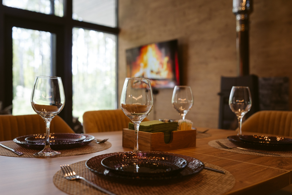 Красный Огорок: База отдыха Дом ODYSSEUS Berloga Country Resort