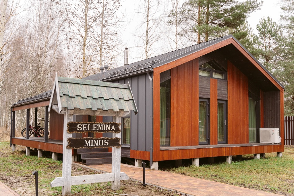 Красный Огорок: Глэмпинг Дом MINOS Berloga Country Resort