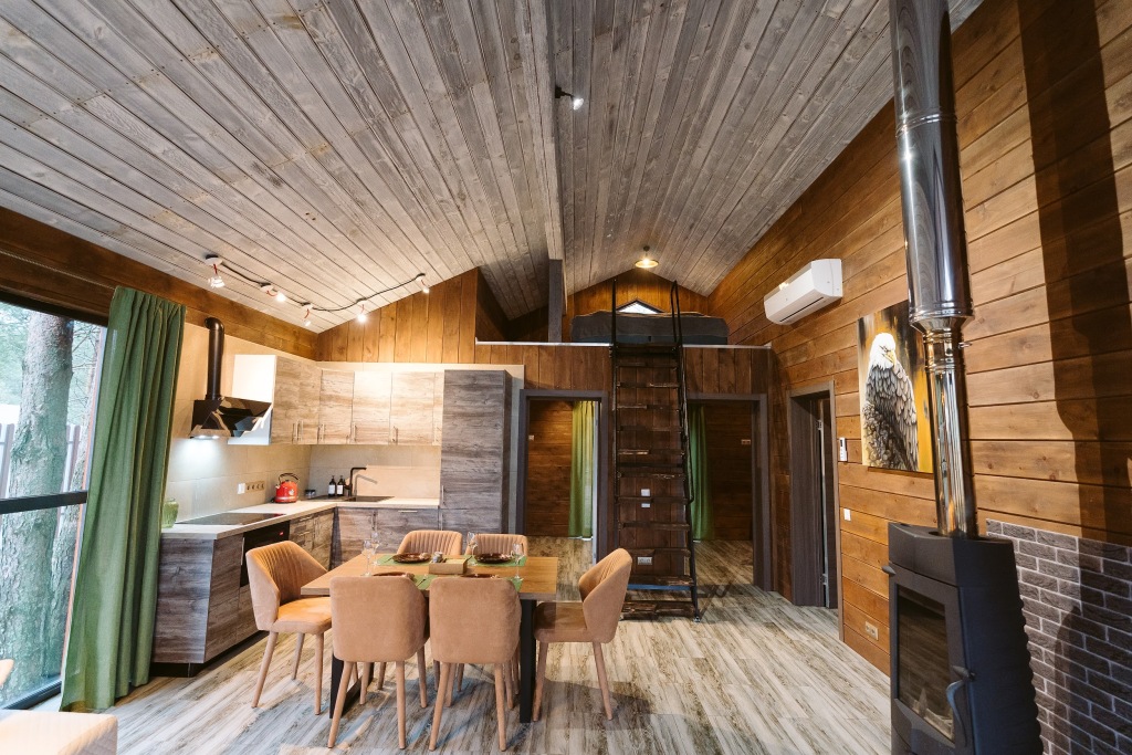 Красный Огорок: Глэмпинг Дом MINOS Berloga Country Resort