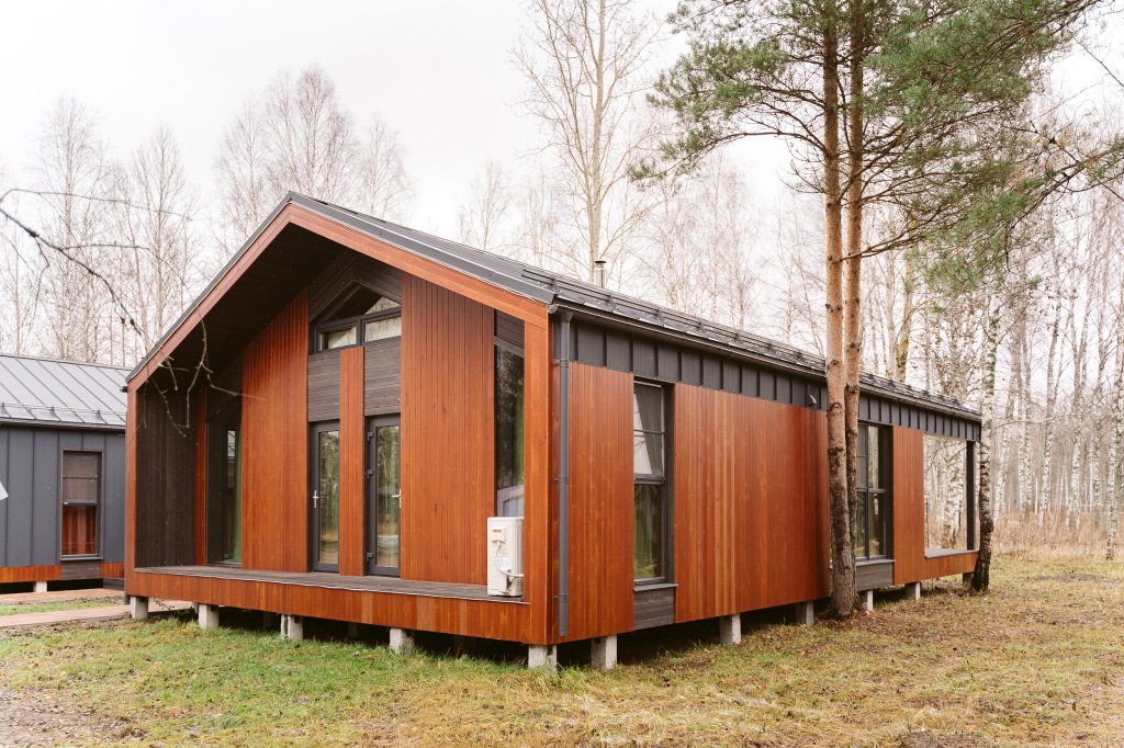 Красный Огорок: Глэмпинг Дом MINOS Berloga Country Resort