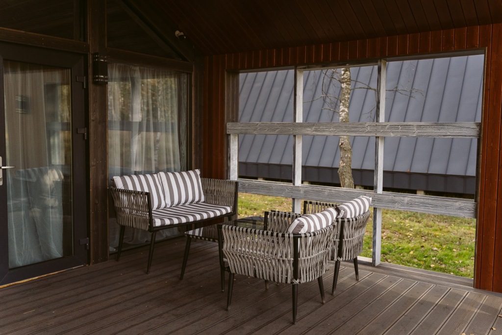 Красный Огорок: База отдыха Дом BUNGALOW Berloga Country Resort