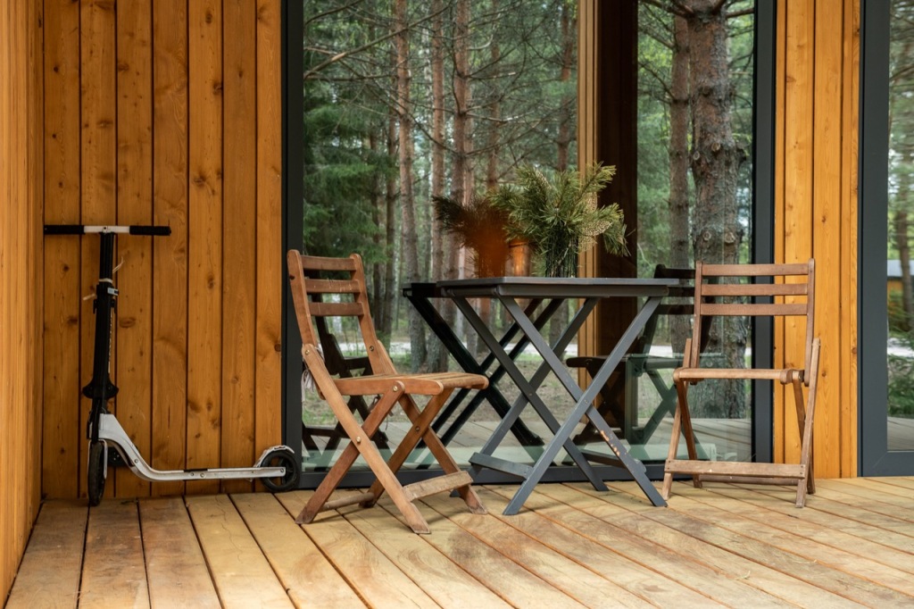 Красный Огорок: Глэмпинг Дом LES-BARN Berloga Country Resort