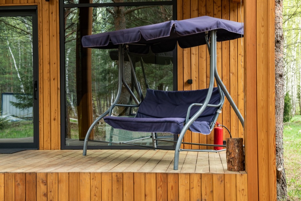 Красный Огорок: Глэмпинг Дом LES-BARN Berloga Country Resort