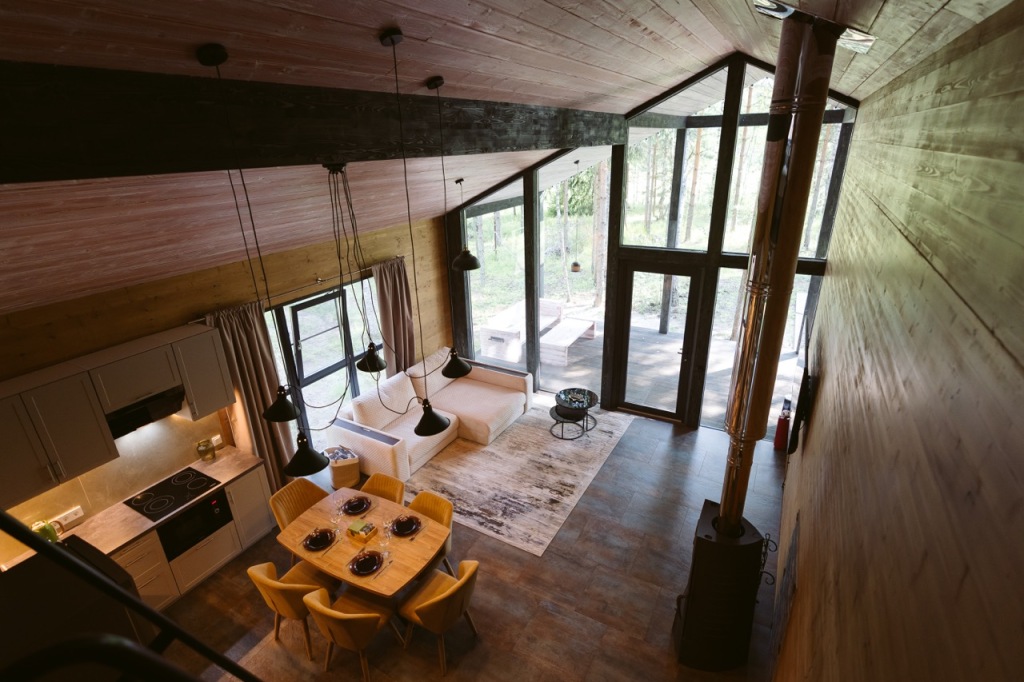Красный Огорок: Глэмпинг Дом PANDORA Berloga Country Resort