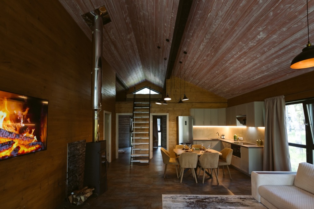 Красный Огорок: Глэмпинг Дом PANDORA Berloga Country Resort