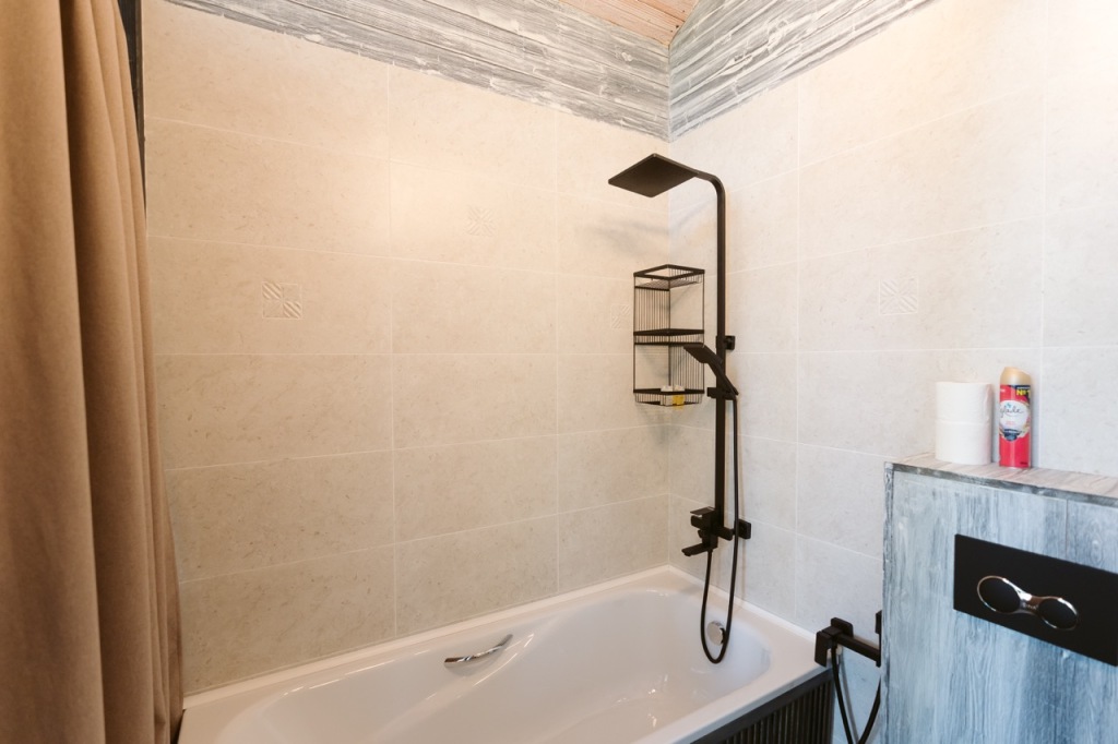 Красный Огорок: Глэмпинг Дом PANDORA Berloga Country Resort