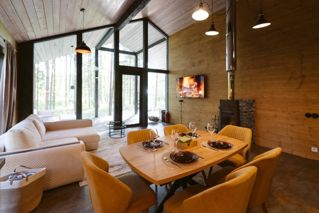Красный Огорок: Глэмпинг Дом PANDORA Berloga Country Resort