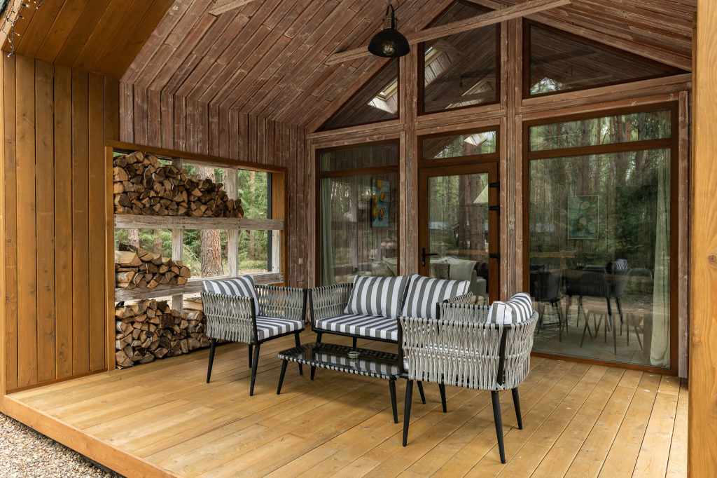 Красный Огорок: Глэмпинг Дом BarnHouse 12 Berloga Country Resort