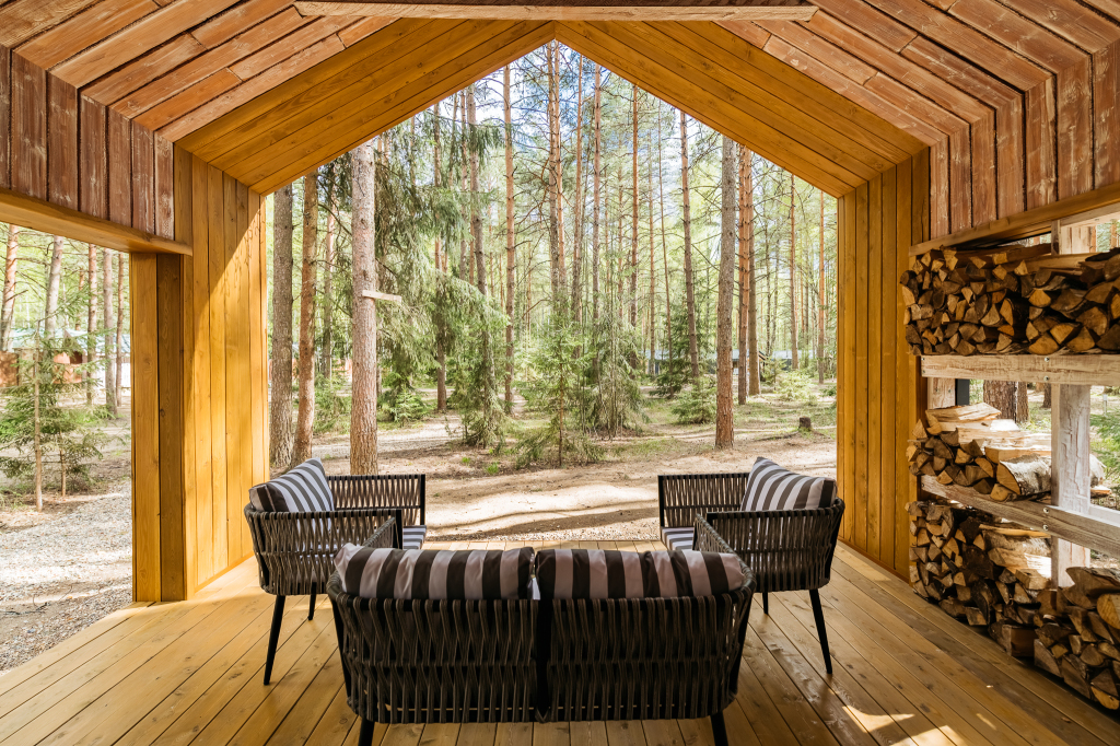 Красный Огорок: Глэмпинг Дом BarnHouse 12 Berloga Country Resort