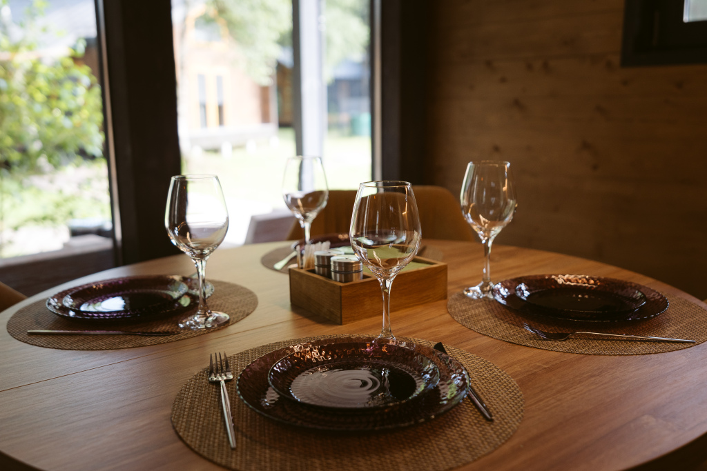 Красный Огорок: Глэмпинг Дом EREDAR Berloga Country Resort