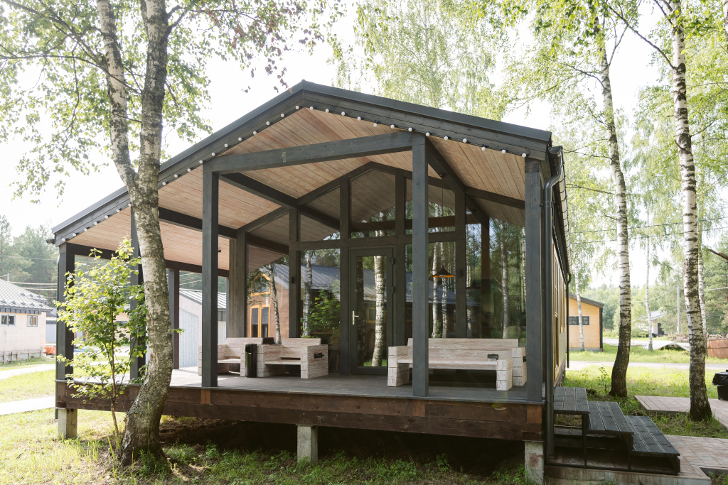 Красный Огорок: Глэмпинг Дом EREDAR Berloga Country Resort