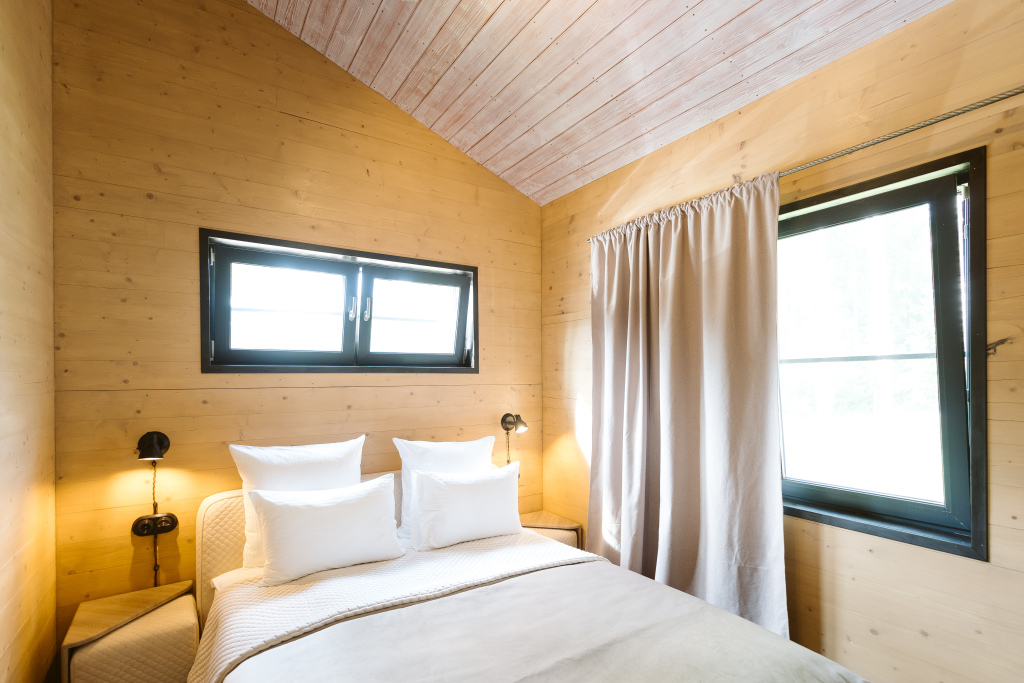Красный Огорок: Глэмпинг Дом EREDAR Berloga Country Resort
