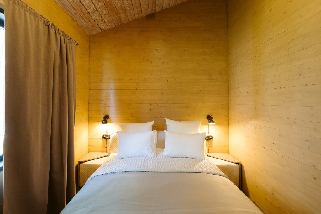 Красный Огорок: Глэмпинг Дом EREDAR Berloga Country Resort