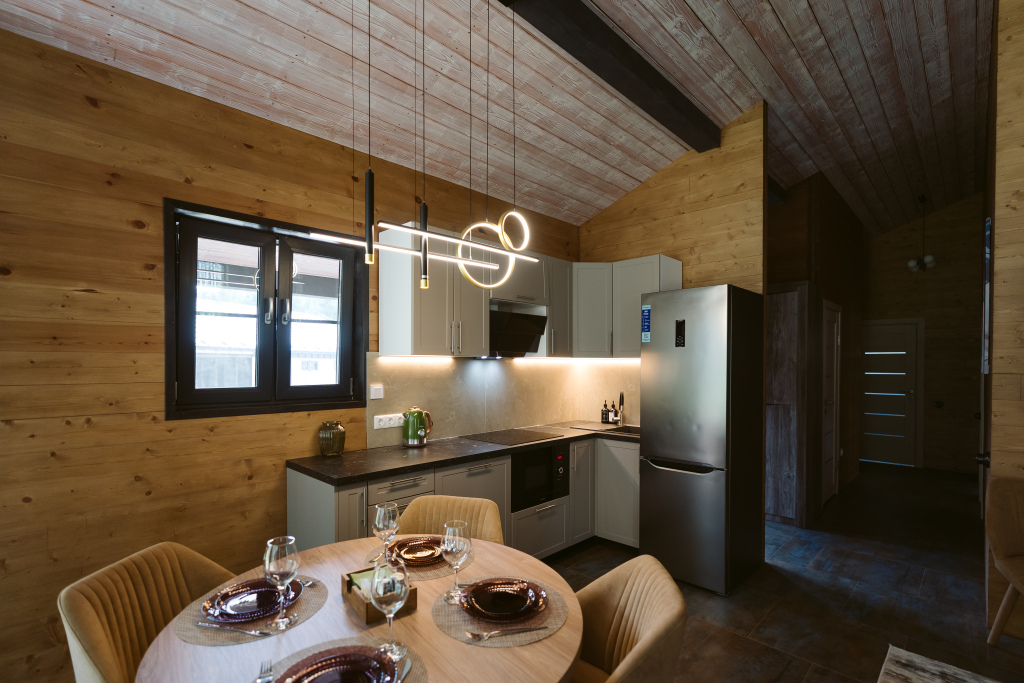 Красный Огорок: Глэмпинг Дом EREDAR Berloga Country Resort