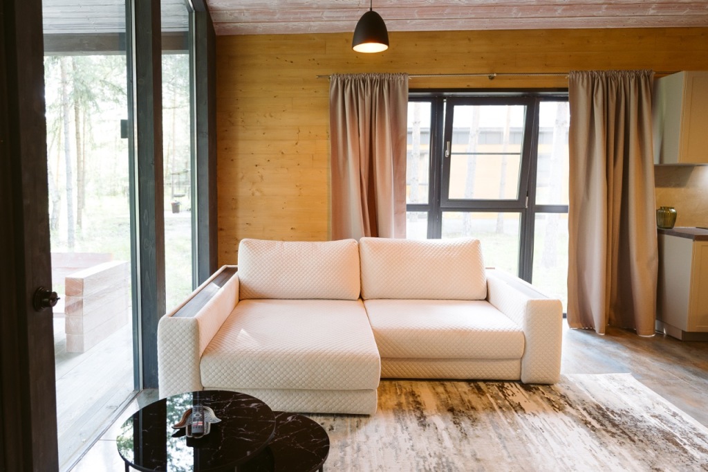 Красный Огорок: База отдыха Дом FENRIR Berloga Country Resort