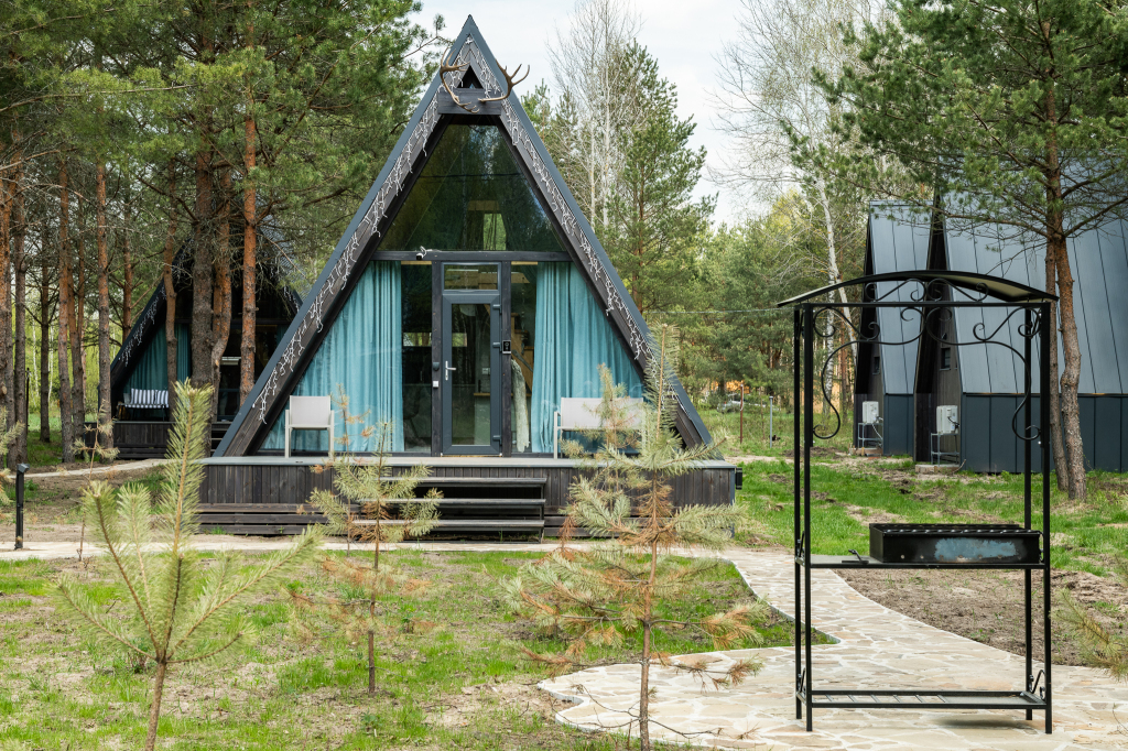 Красный Огорок: Глэмпинг Дом GENZEL Berloga Country Resort