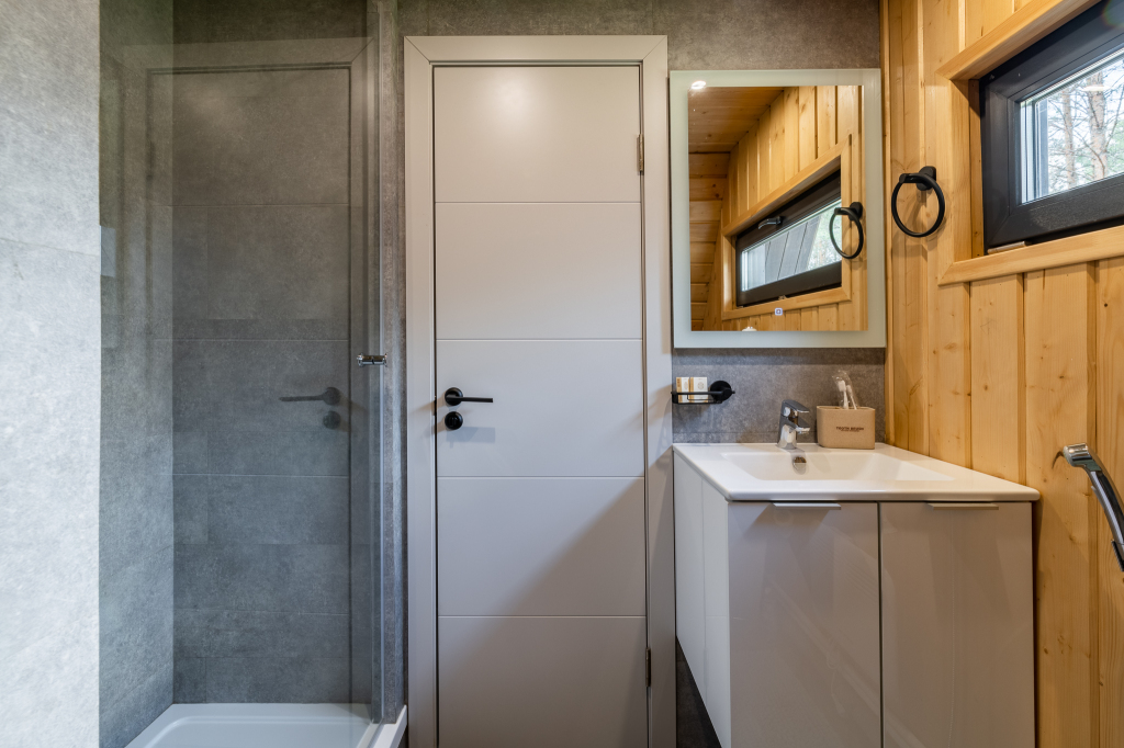 Красный Огорок: Глэмпинг Дом GENZEL Berloga Country Resort
