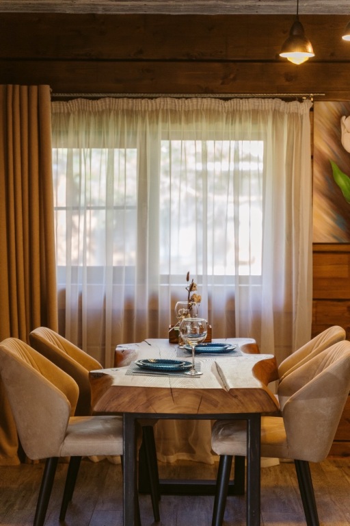 Красный Огорок: База отдыха Дом LES CHALET Berloga Country Resort