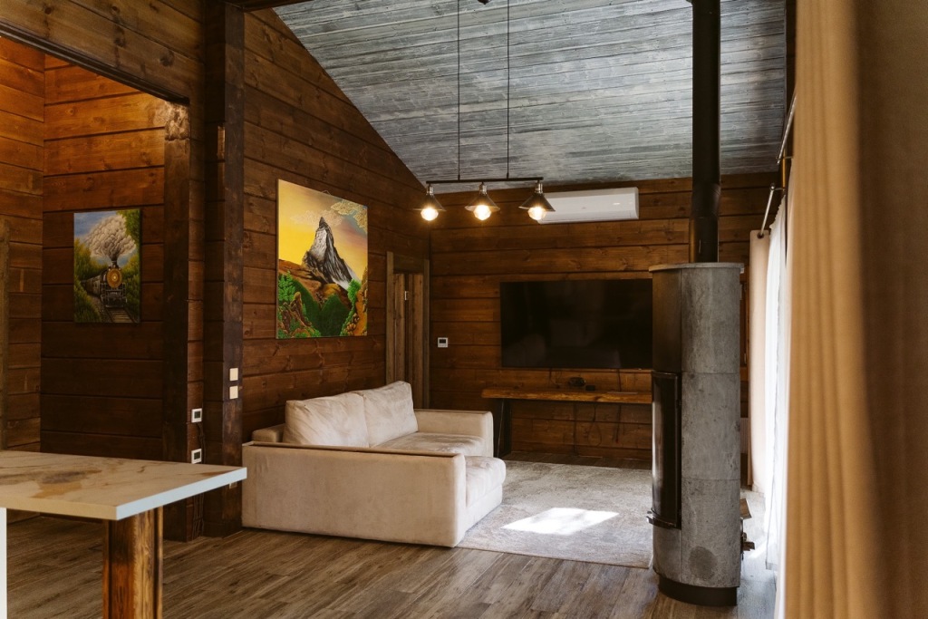Красный Огорок: База отдыха Дом LES CHALET Berloga Country Resort