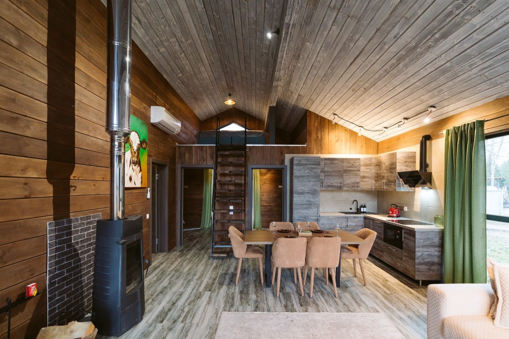 Красный Огорок: Глэмпинг Дом ORION Berloga Country Resort