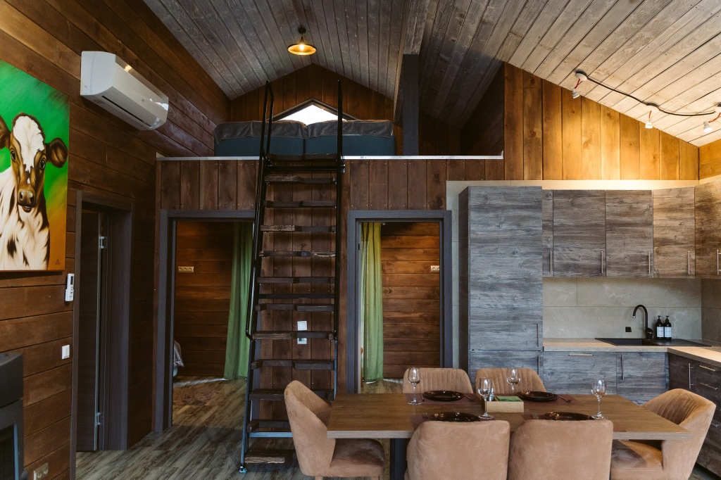 Красный Огорок: Глэмпинг Дом ORION Berloga Country Resort