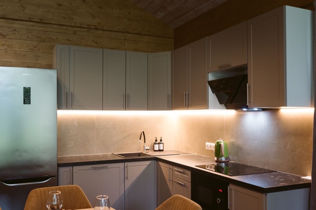 Красный Огорок: Глэмпинг Дом MIRANA Berloga Country Resort
