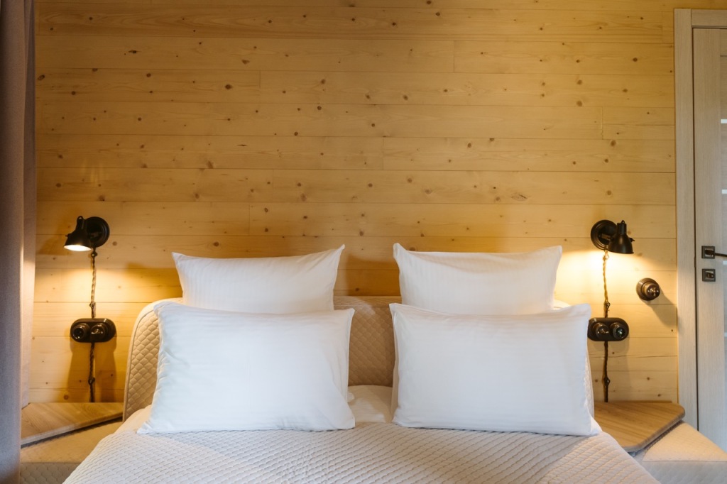 Красный Огорок: Глэмпинг Дом MIRANA Berloga Country Resort