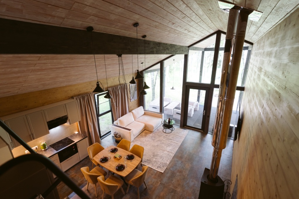 Красный Огорок: Глэмпинг Дом MIRANA Berloga Country Resort