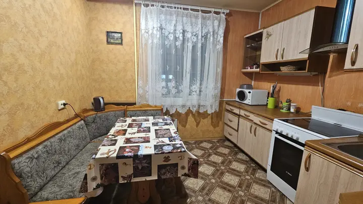 Ноябрьск: Квартира на Мира 32