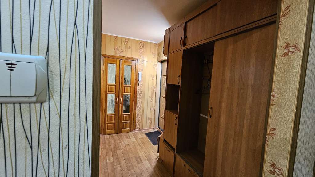 Ноябрьск: Квартира на Советской 63 кв 77