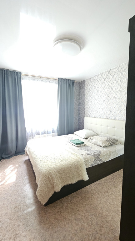Ноябрьск: Квартира на Советской 63 кв 77