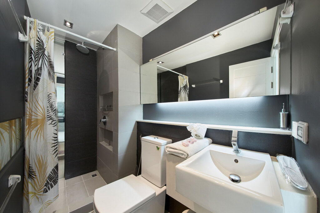 Паттайя: Апартаменты Gallery Condo 200 M From Jomtien Beach