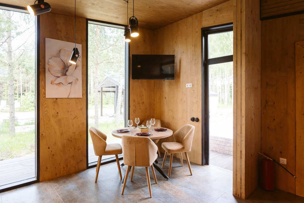 Красный Огорок: Глэмпинг Дом SKADI Berloga Country Resort