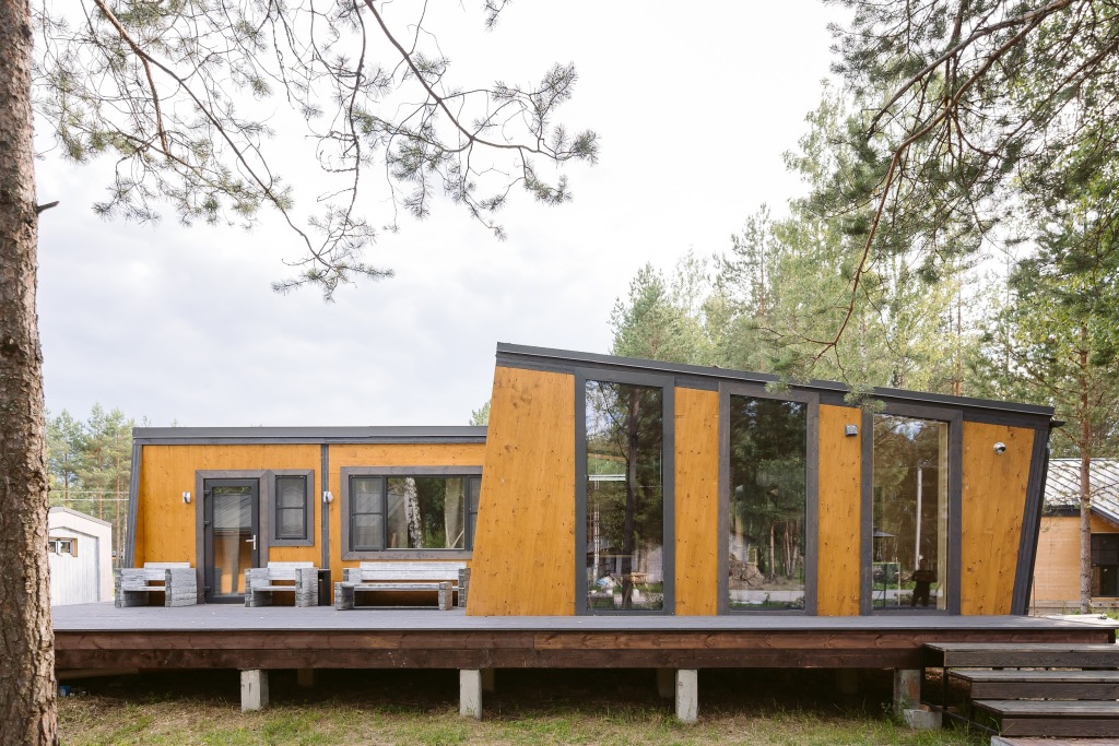 Красный Огорок: Глэмпинг Дом SKADI Berloga Country Resort