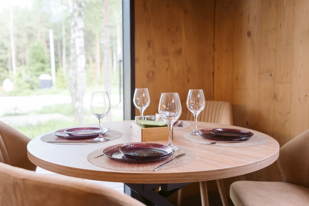 Красный Огорок: Глэмпинг Дом SKADI Berloga Country Resort
