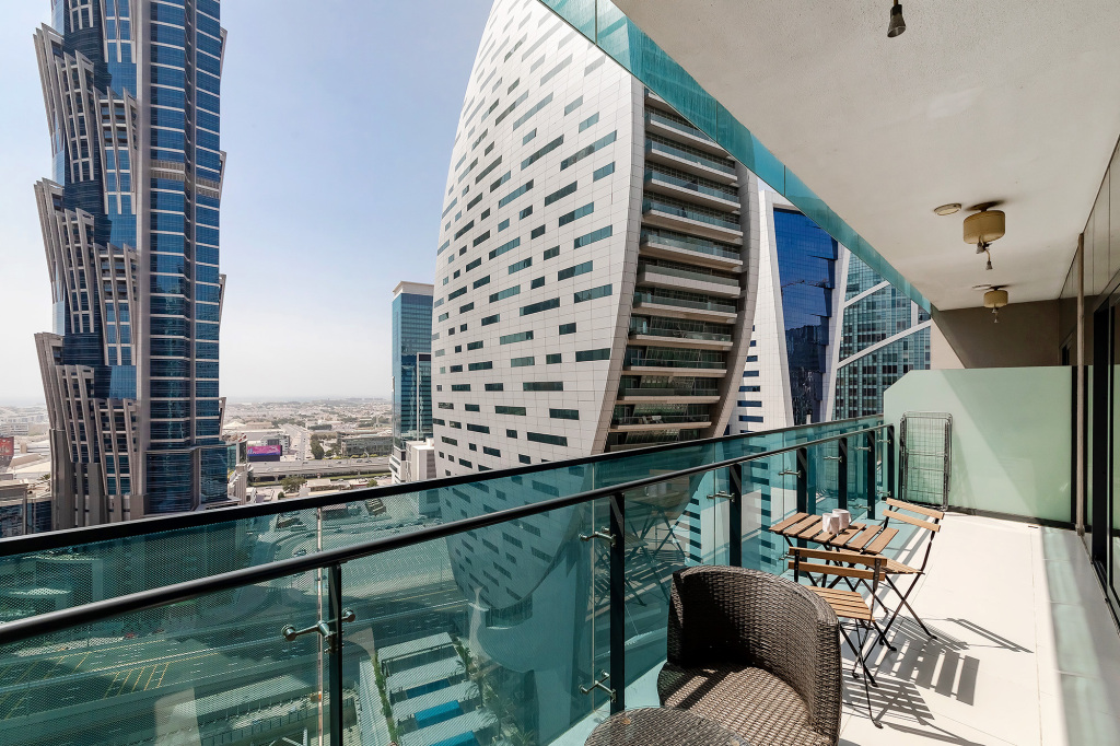 Дубай: Апартаменты Stylish 1BR at Damac Merano Tower with Great View