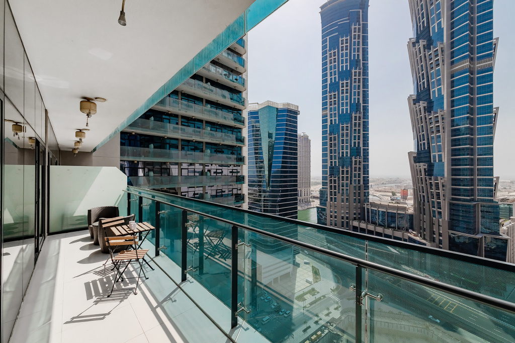 Дубай: Апартаменты Stylish 1BR at Damac Merano Tower with Great View