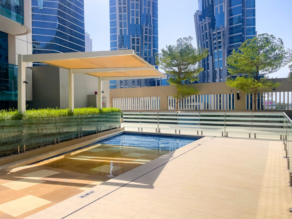Дубай: Апартаменты Stylish 1BR at Damac Merano Tower with Great View