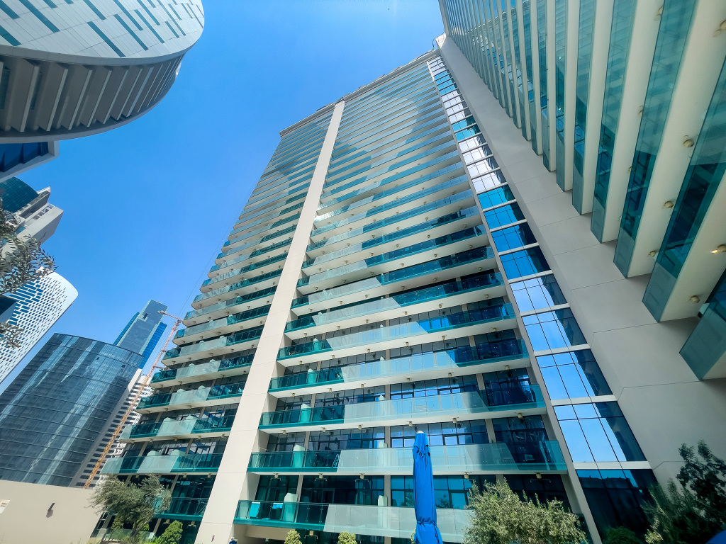 Дубай: Апартаменты Stylish 1BR at Damac Merano Tower with Great View