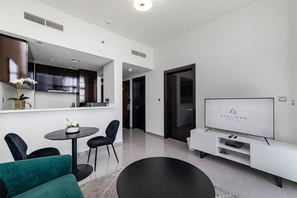 Дубай: Апартаменты Stylish 1BR at Damac Merano Tower with Great View