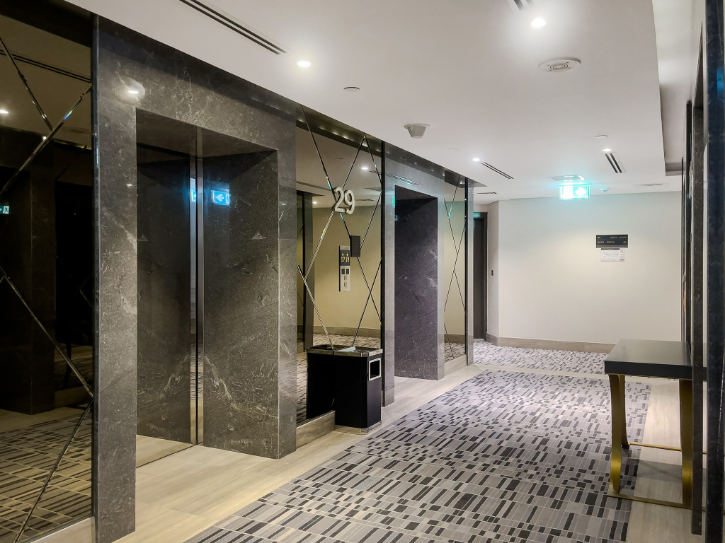 Дубай: Апартаменты Stylish 1BR at Damac Merano Tower with Great View
