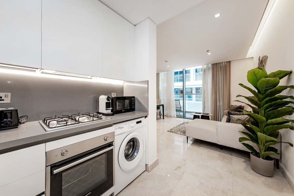 Дубай: Апартаменты Excellent 2BR at Sterling Business Bay