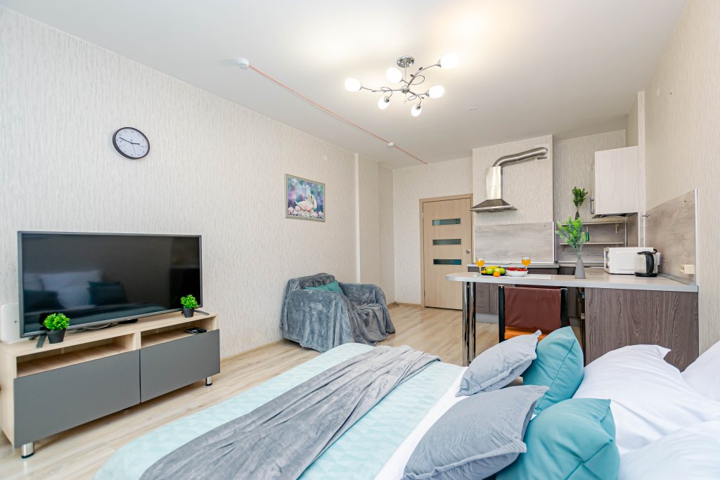 Пермь: Апартаменты Cosmos Apartments на Революции 54