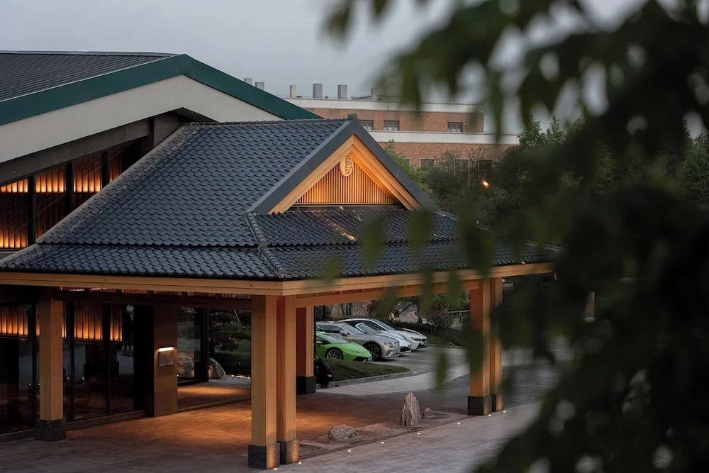 Шанхай: Hyakumangoku Onsen Hotel