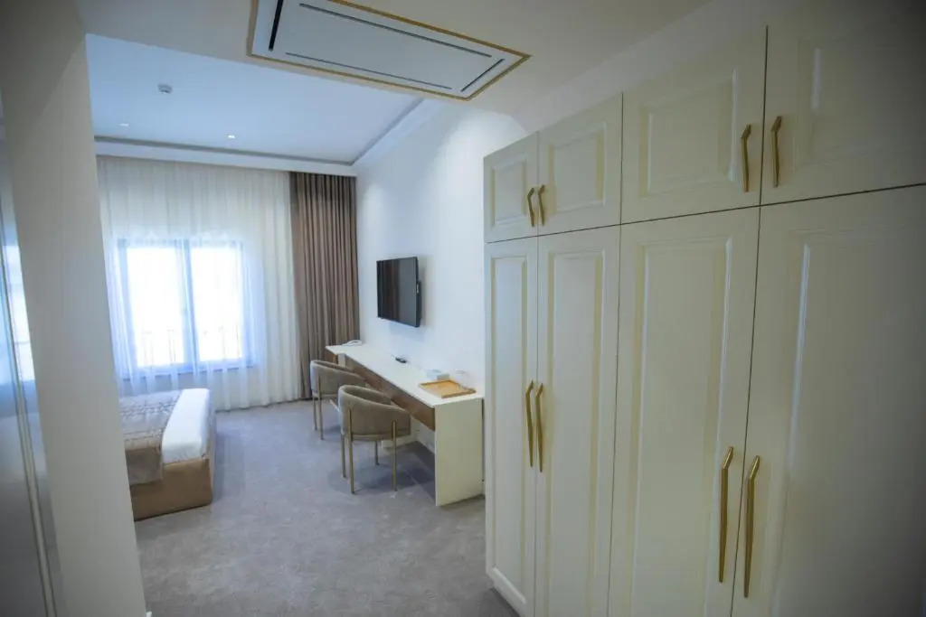 Ереван: База отдыха Ketrin Hotel Restaurant