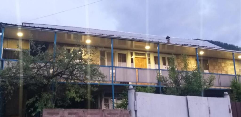 Алаверди: Гостевой дом Gala Guesthouse