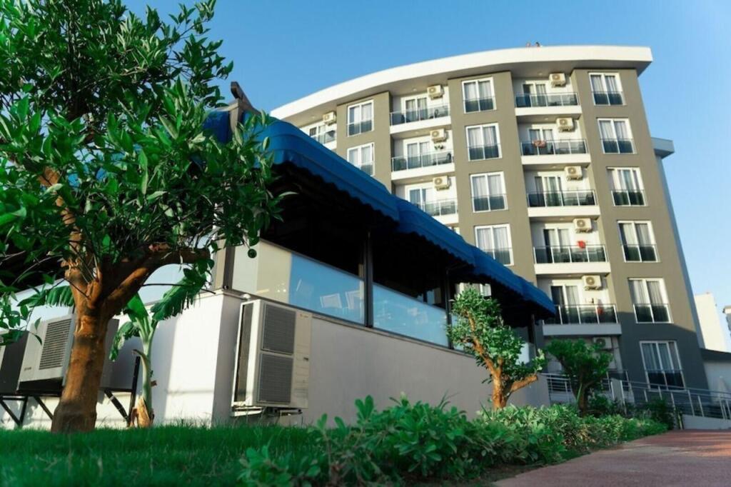 Аксу: Jura Hotels Lara Resort