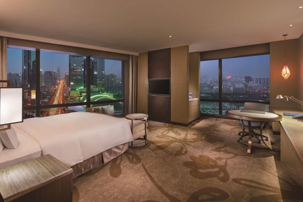 Шэньян: Hilton Shenyang Shimao
